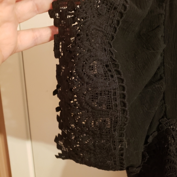 Top - Picture 4 of 4